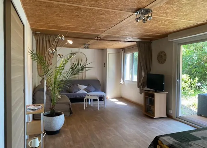 Vaste Appartement, Jardin, Proximite Ocean 아파트